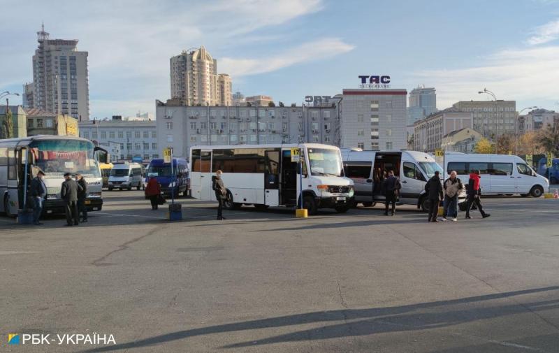 В Україні залишаться лише офіційні автостанції, обладнані касами та платформами.